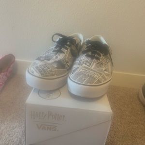 Vans x Harry Potter (size 13)